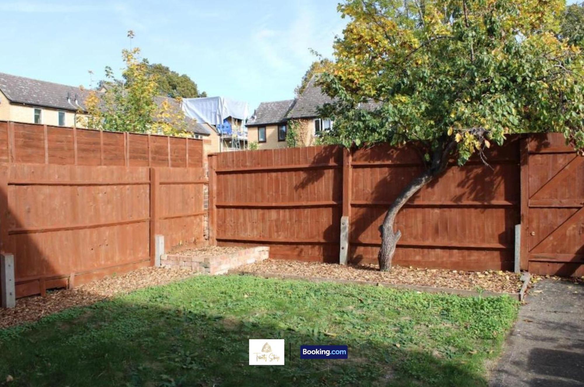 4 Bedroom House With Parking Near City Centre By Trinity Stays Short Lets & Serviced Accommodation Cambridge Экстерьер фото